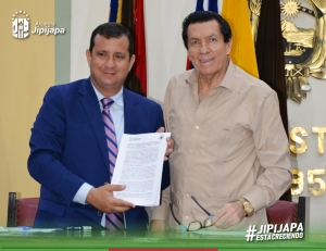 Gad Jipijapa firma convenios con el Gobierno Provincial