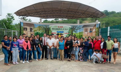 ¡Así arrancó el taller de coctelería en Membrillal!