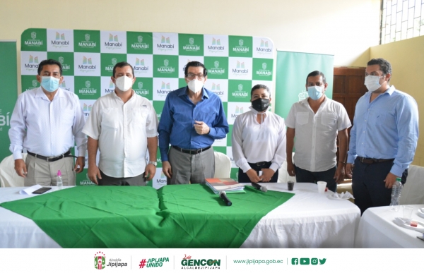 Prefecto leonardo Orlando rectifica su compromiso con comunidades de Jipijapa