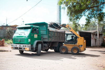 Minga de Limpieza en la Ciudadela Alberto Heredia