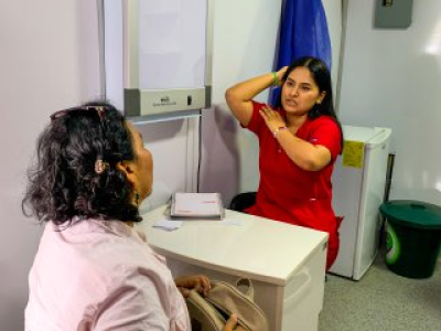 Jornada gratuita de ecografías mamarias