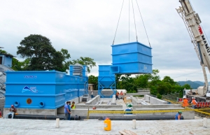 Instalación de módulos en la planta de agua San Manuel