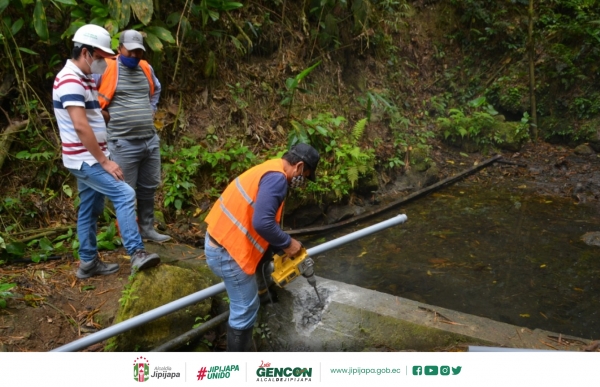 Proyecto de agua en el Recinto Pueblo Nuevo