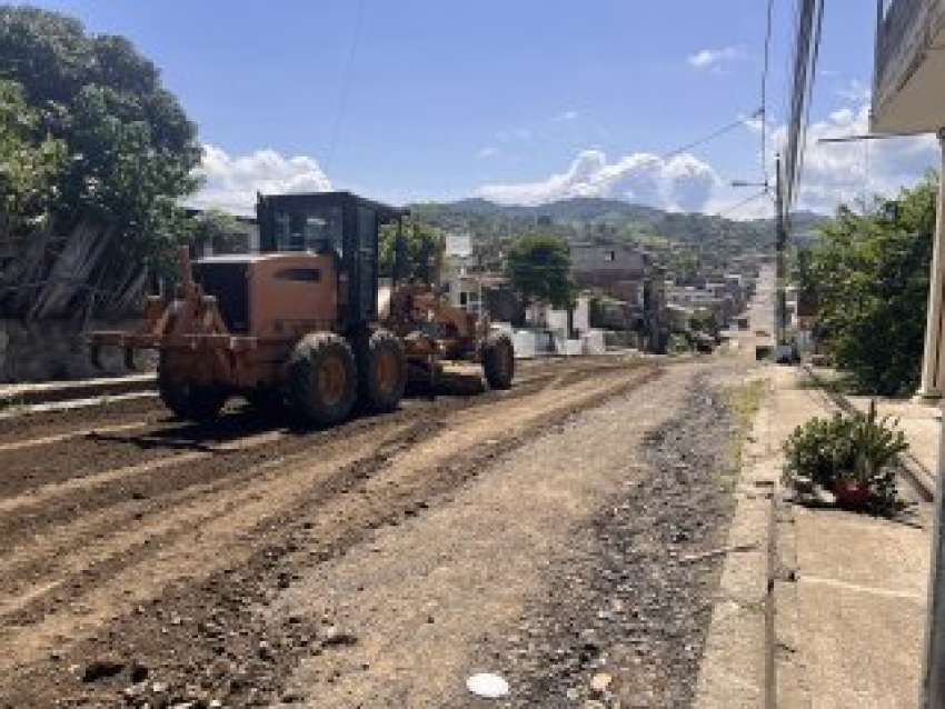 ¡Atendemos las afectaciones en Los Algarrobos y la calle Eloy Alfaro!